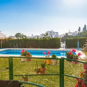 https://apartment-tahiti-beach.hotelsinnerja.org