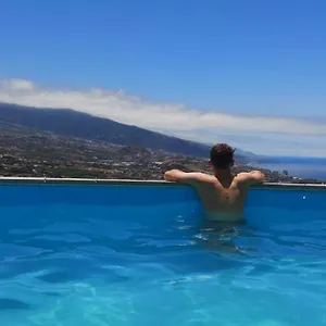 https://casa-con-piscina-privada-mirador-de-humbolt.in-canary-islands.com